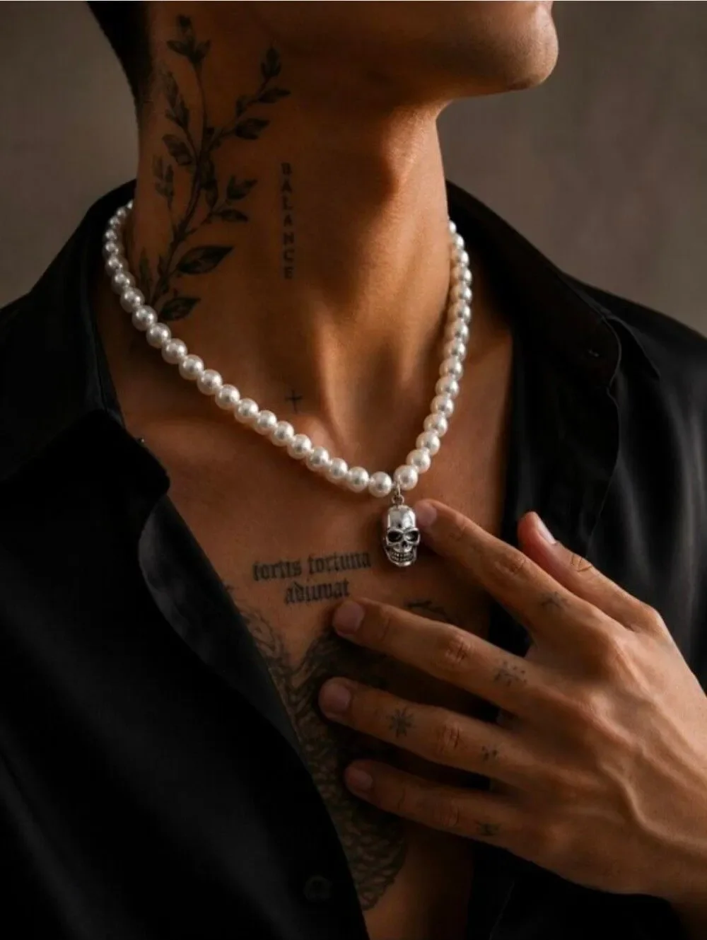 Unisex Pearl Skull Necklace